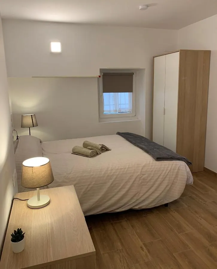 Apartment Apartaments Impro Mora d'Ebre