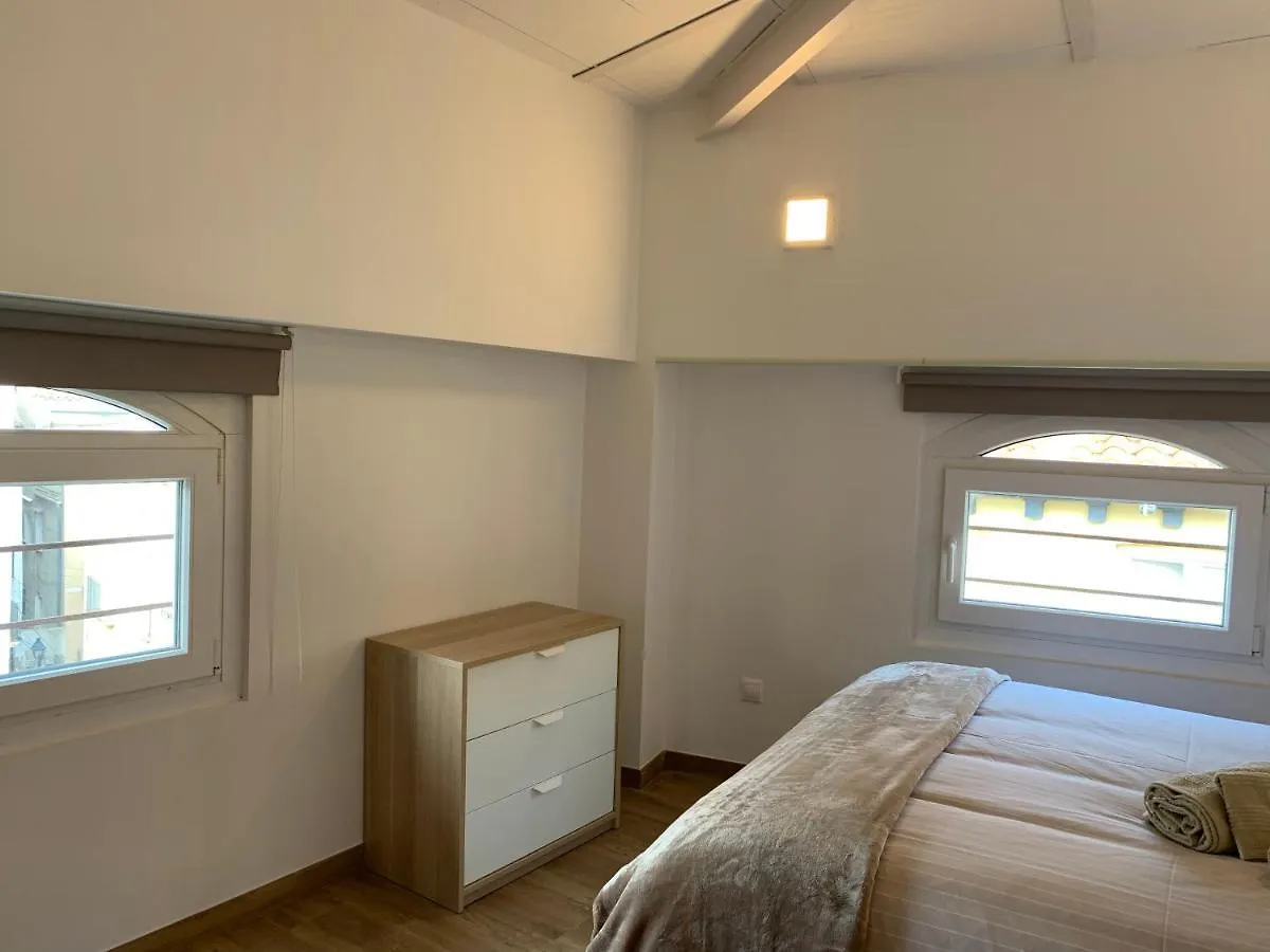 Apartaments Impro Mora d'Ebre 0*,