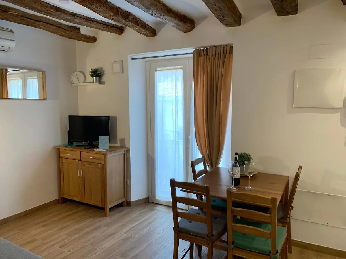 Apartaments Impro Mora d'Ebre