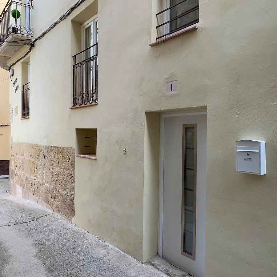 Apartaments Impro Mora d'Ebre 0*,
