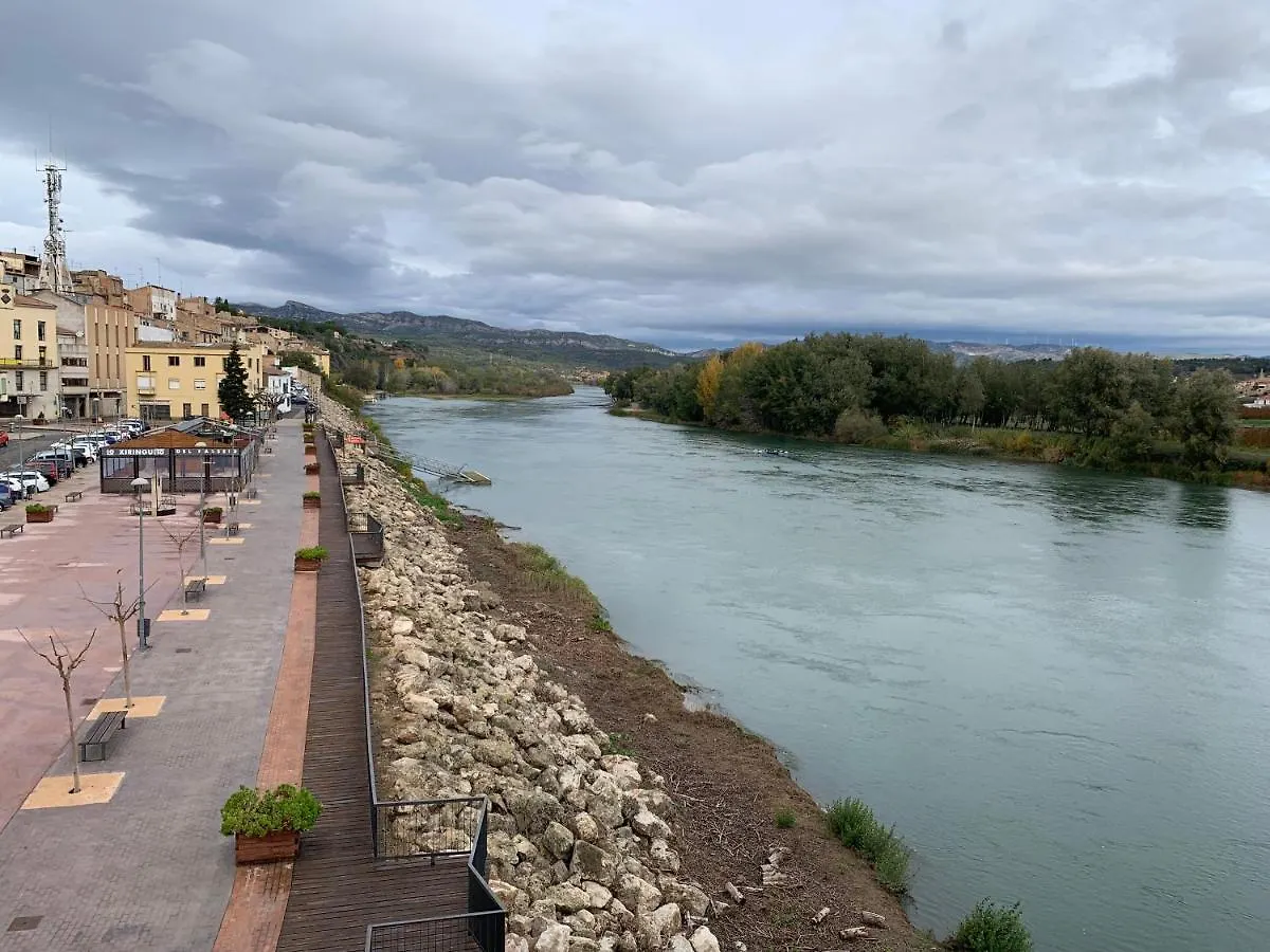 Apartaments Impro Mora d'Ebre 0*,